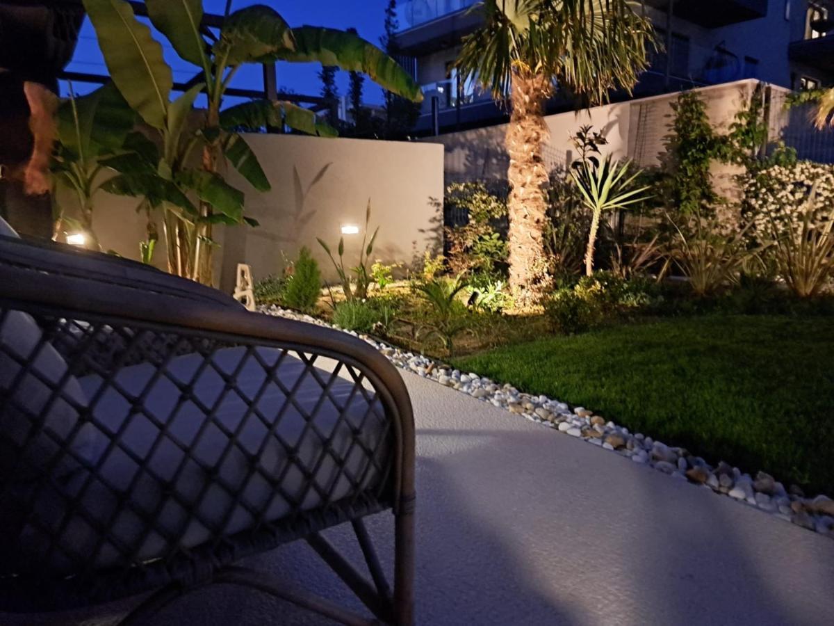 Apartment With Private Pool Сплит Екстериор снимка