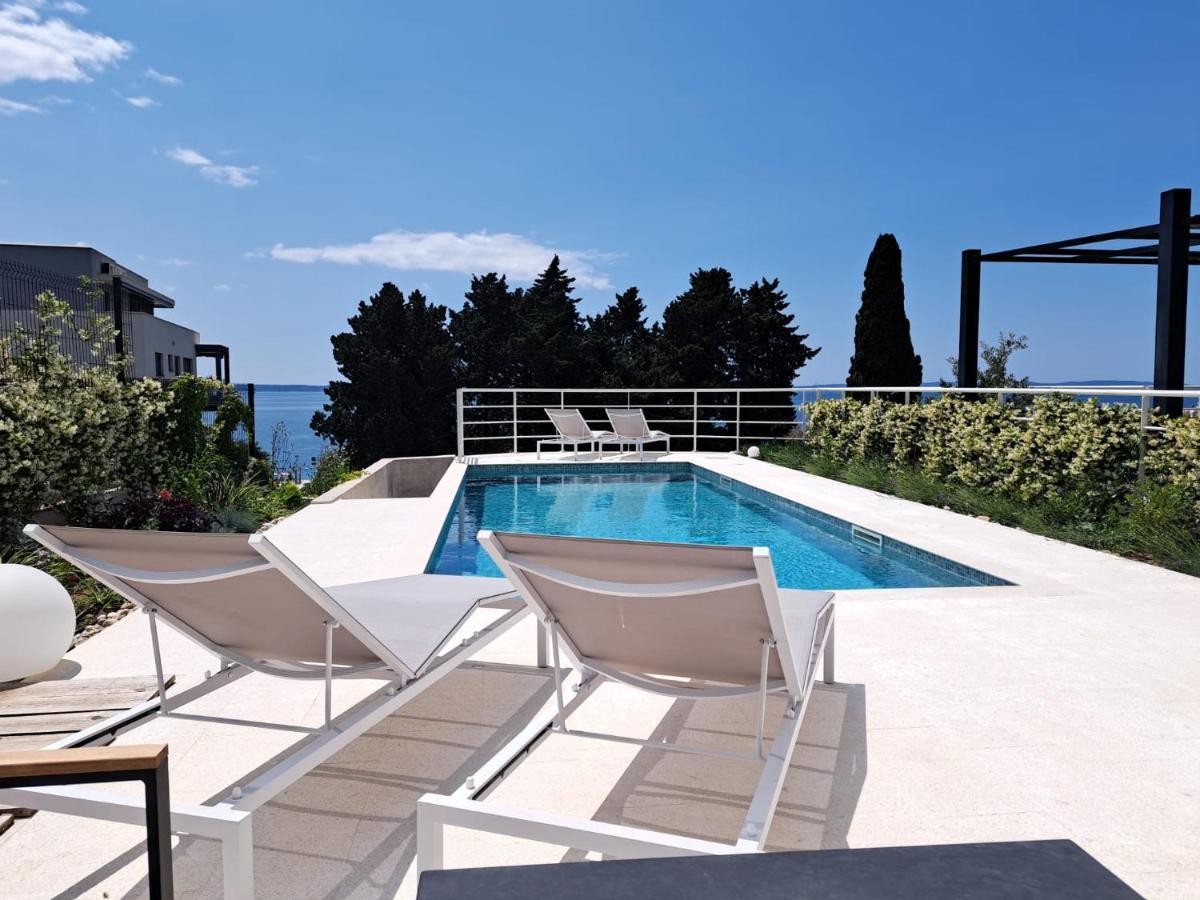 Apartment With Private Pool Сплит Екстериор снимка